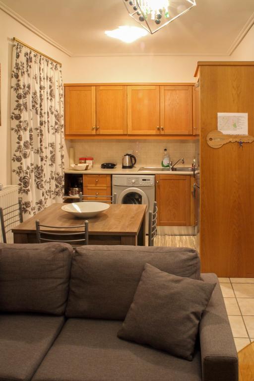 Ouranos Apartment Атина Екстериор снимка